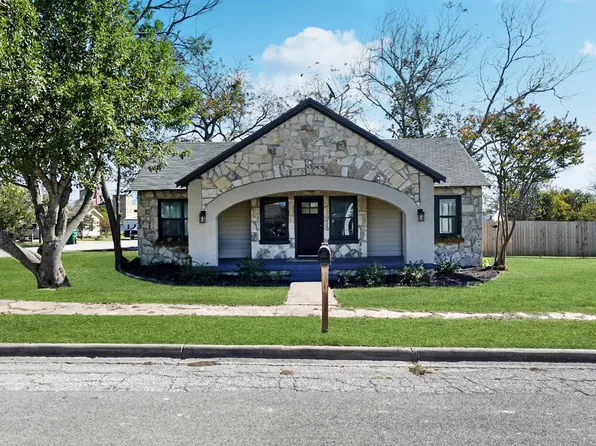 269 N Camden St, Dublin, TX 76446