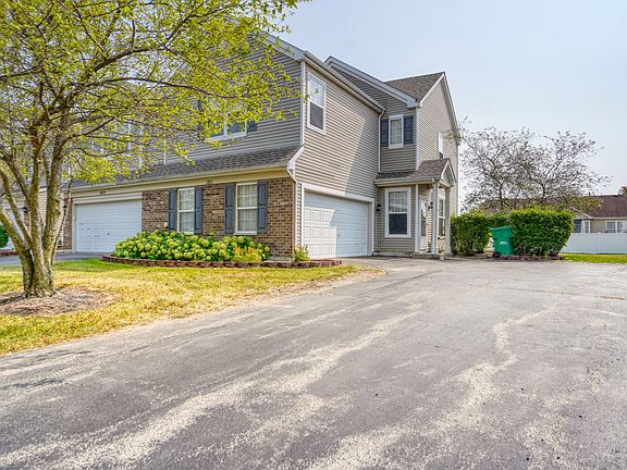 3rd image of 1811 Parkside Dr