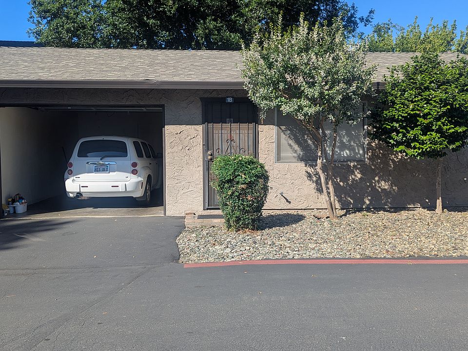 186-1B Unit entrance