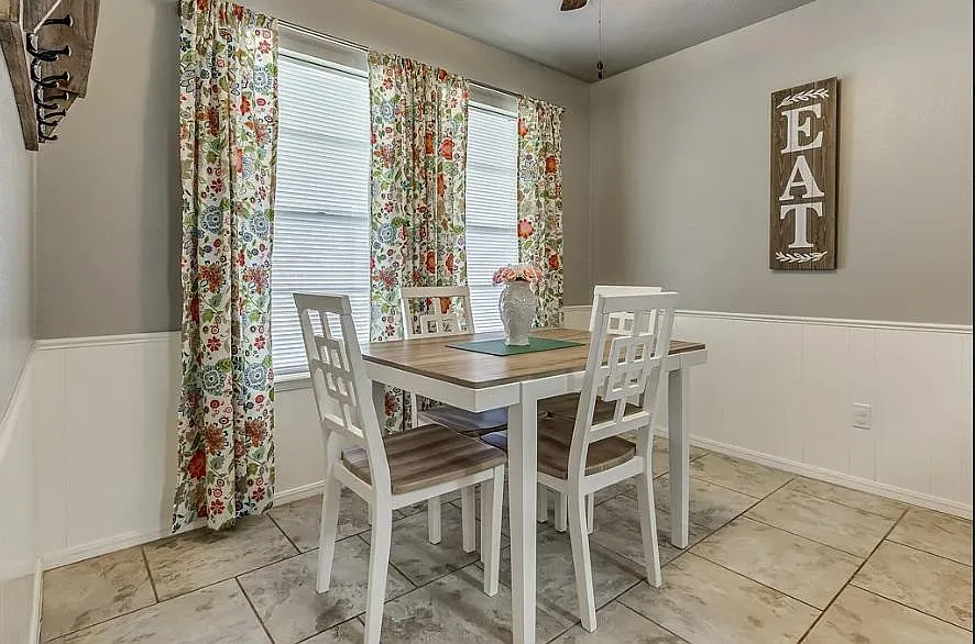 3 bed, 1726 sqft, $1,725 — Photo 4