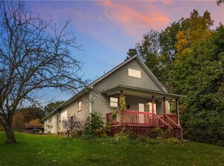 2075 State Rd, New Castle, PA 16101