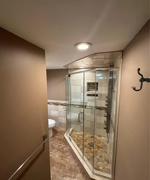 Julia Ln — Photo 4