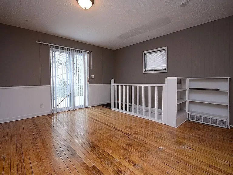 1309 Franklin St — Photo 4
