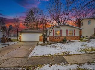 524 Cynthia Dr, Flushing, MI 48433