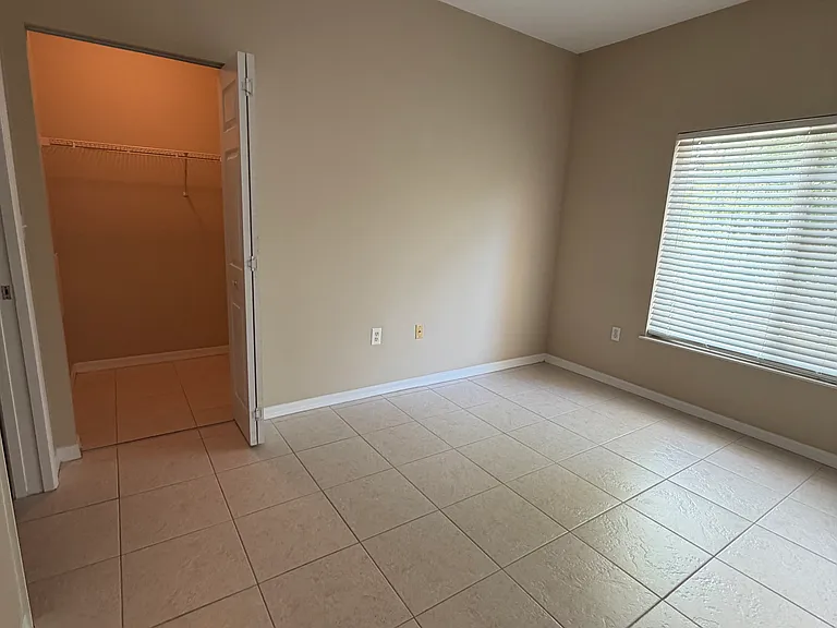 615 Fairway Dr #207 — Photo 6