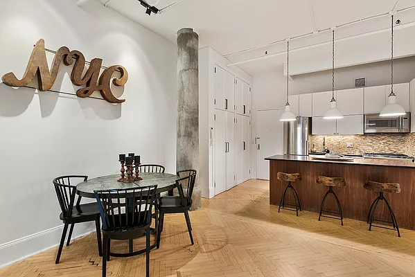 Sold by CORE | media 12