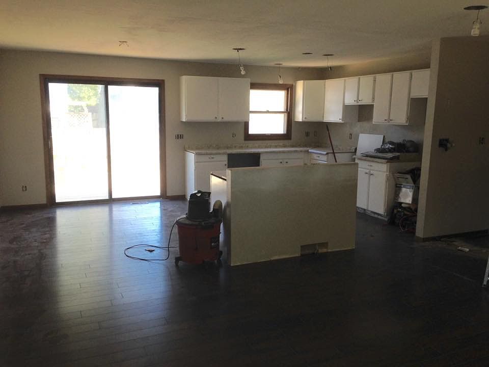 1st image of 1413 Galaxie Dr