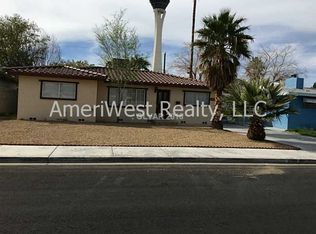 2200 Van Patten Pl, Las Vegas, NV 89104