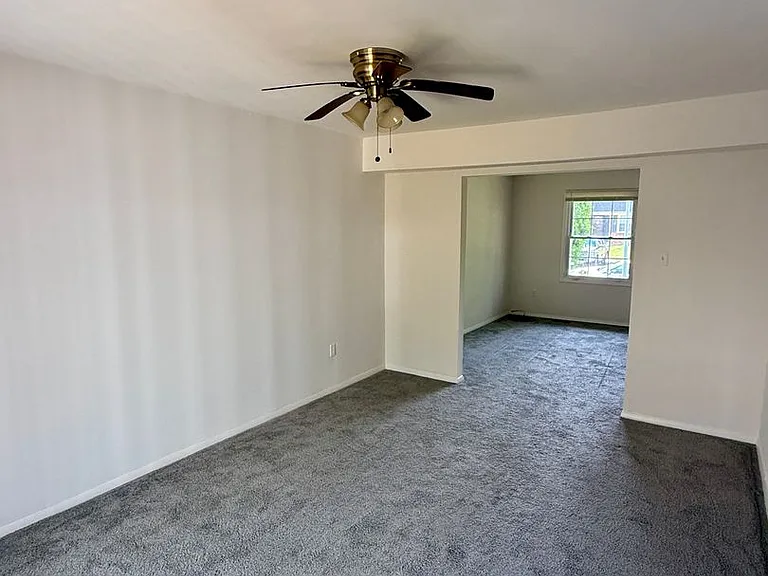1732 Farmington Ct — Photo 7