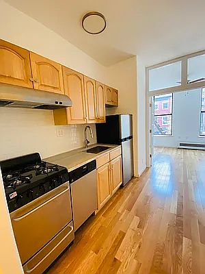 1st image of 39 Carmine St APT 4A