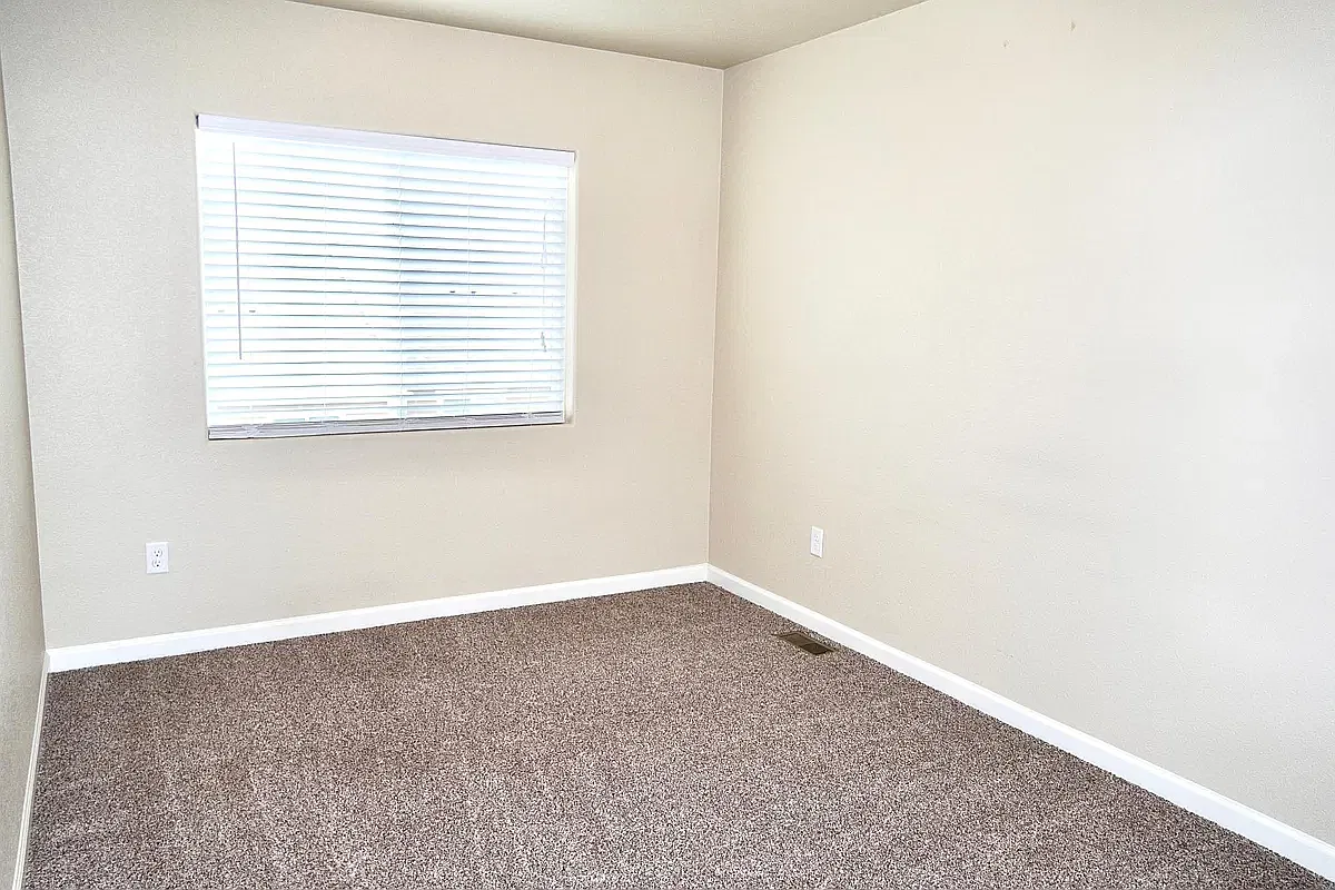 3 bed, 1610 sqft, $2,295 — Photo 4