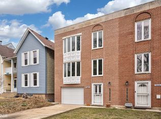 5431 S Ridgewood Ct, Chicago, IL 60615