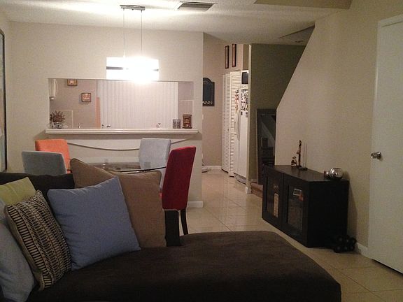 5th image of 13 Fleming Ct