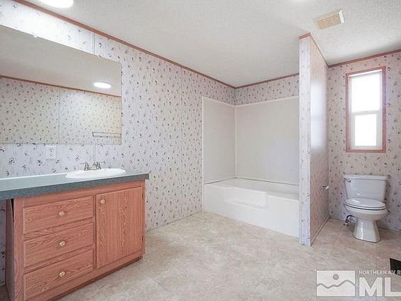 2nd image of 2640 Adriann Ave