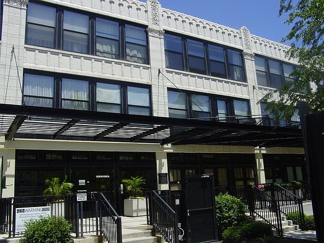1st image of 1150 W 15th St Unit 309
