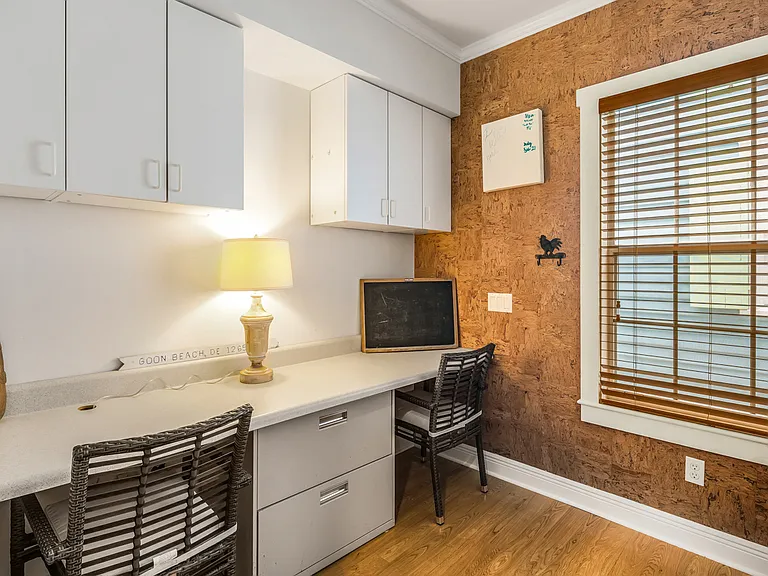 903 Thomas St — Photo 27