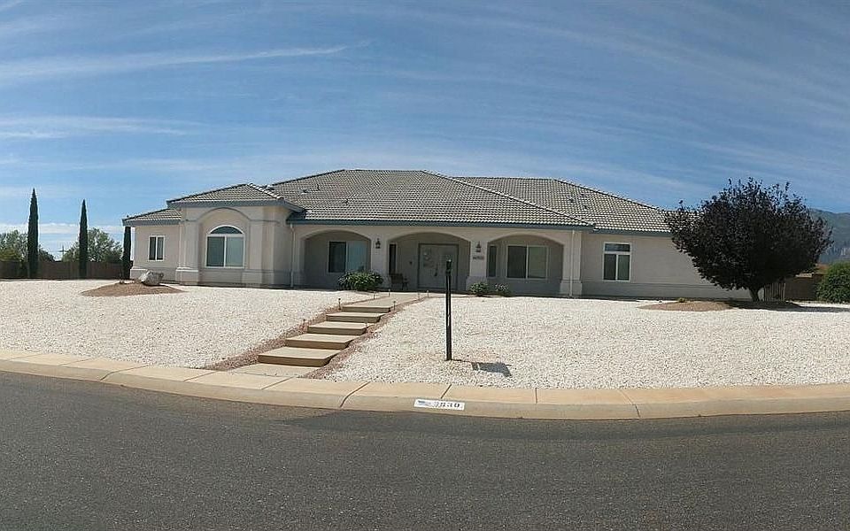 2nd image of 3930 Camino Las Palmeras