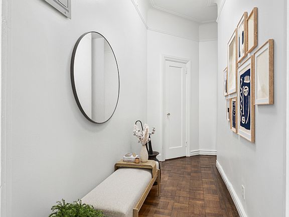 4th image of 305 E 88th St APT 1F