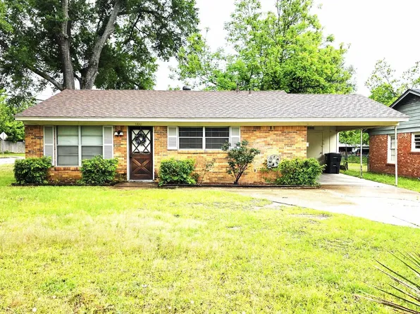 3300 Baldwin Dr, Tyler, TX 75702