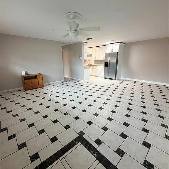 18572 Sarasota Rd — Photo 10