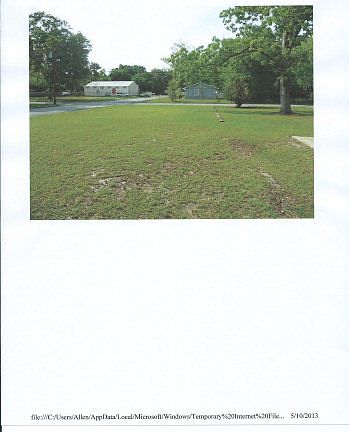 3rd image of 1800 Lincoln St