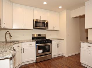 27 Patricia Ave, Congers, NY 10920