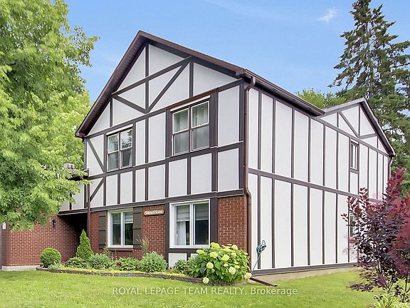 3rd image of 10 Stonehill Ct #B