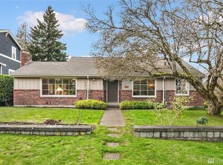 2903 74th Ave SE, Mercer Island, WA 98040