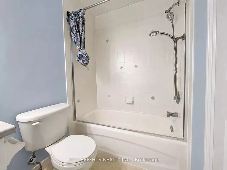 555 Grasslands Ct — Photo 30