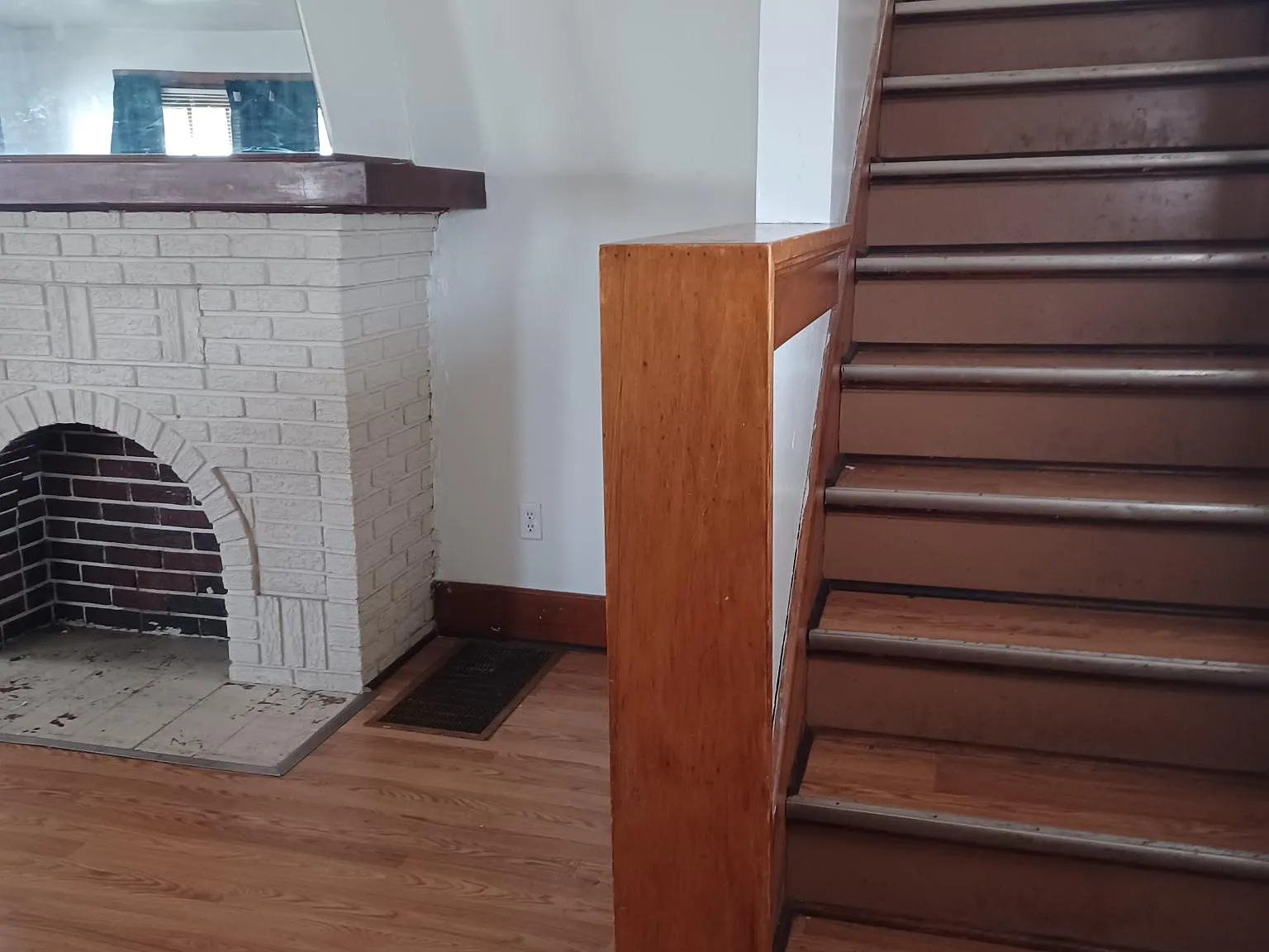 3 bed, 2000 sqft, $1,400 — Photo 4