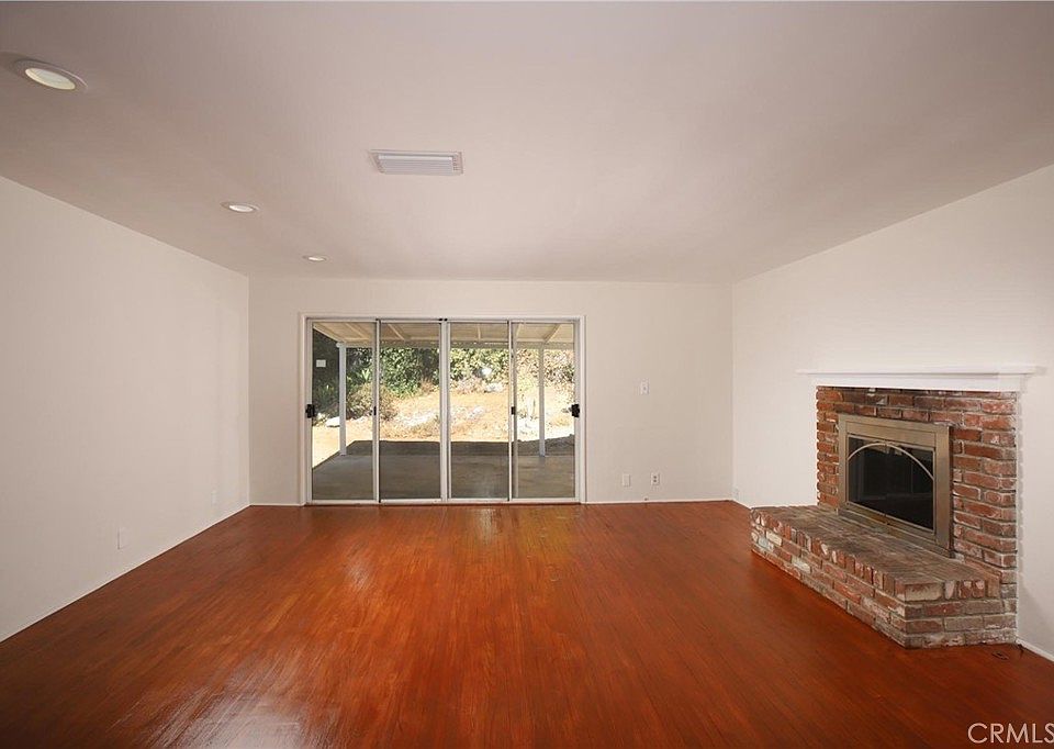 1st image of 3711 Los Olivos Ln