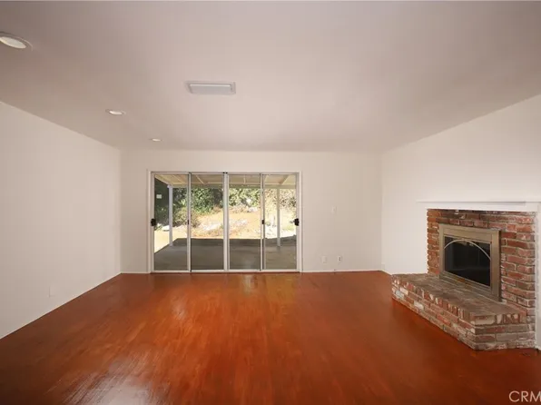 3711 Los Olivos Ln, Glendale, CA 91214