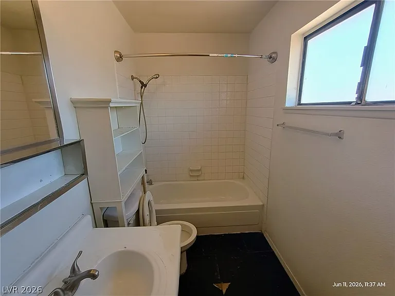 6228 Ilanos Ln #C — Photo 14