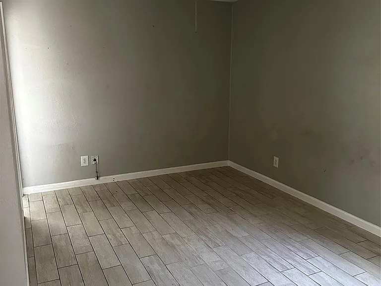 635 Jeff Davis Dr — Photo 11