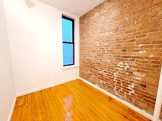 Rented by Kleier Residential