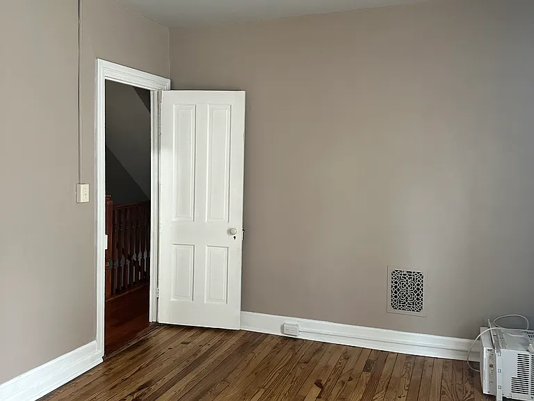 237 Westside Ave — Photo 4