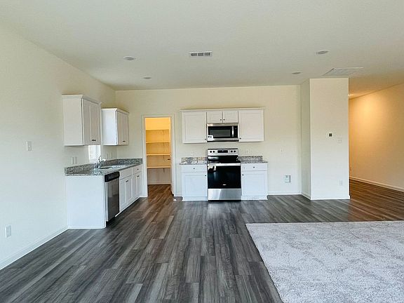 4th image of 10348 Rosegreen Ln