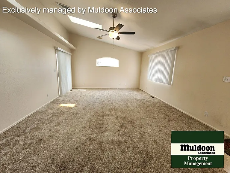 955 S Kyle Ln — Photo 5