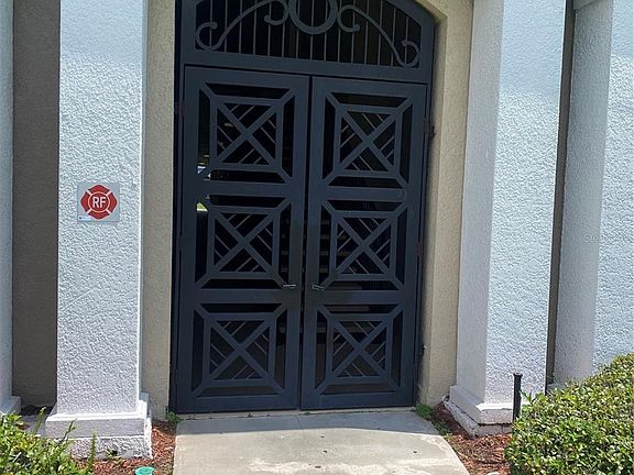 3rd image of 3701 Conroy Rd APT 1835