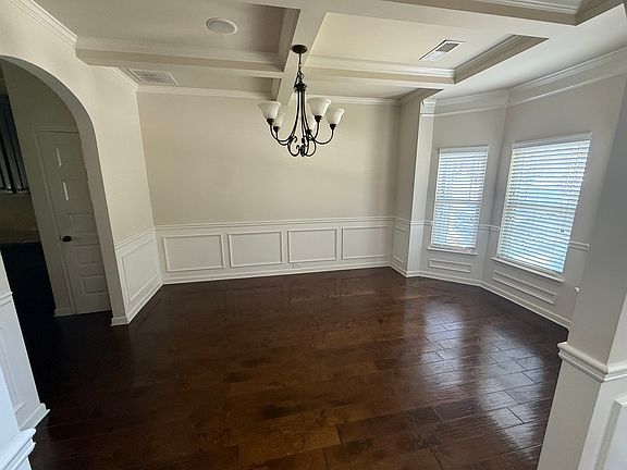 5th image of 9167 Plantation Cir