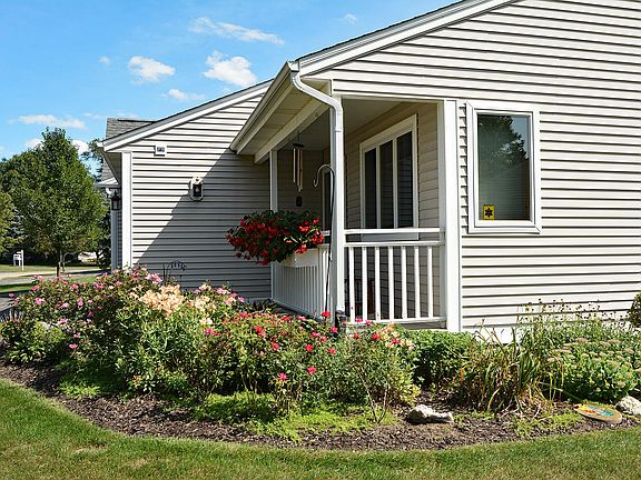 2nd image of 322 Winter Oak Dr E #46