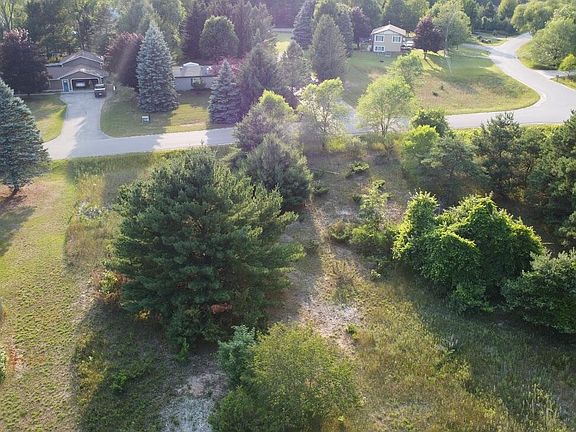 2nd image of 81 Of Orchard Hls