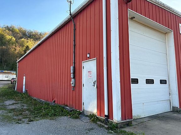 2nd image of 32 Center Street