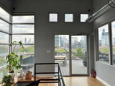 407 N Elizabeth St APT 304, Chicago, IL, 60642