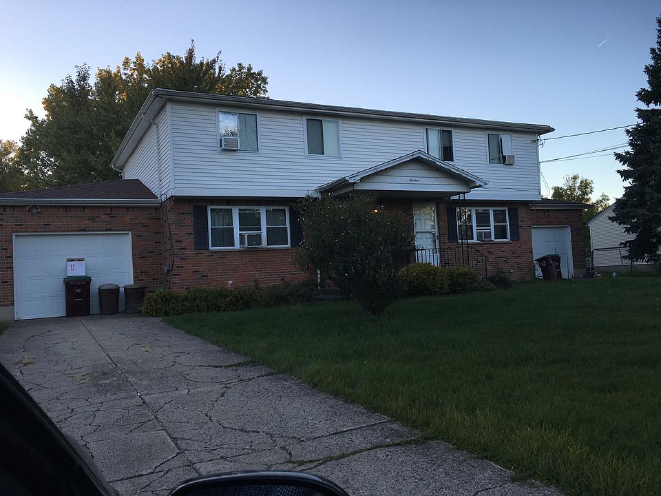 1st image of 19 Bielak Rd