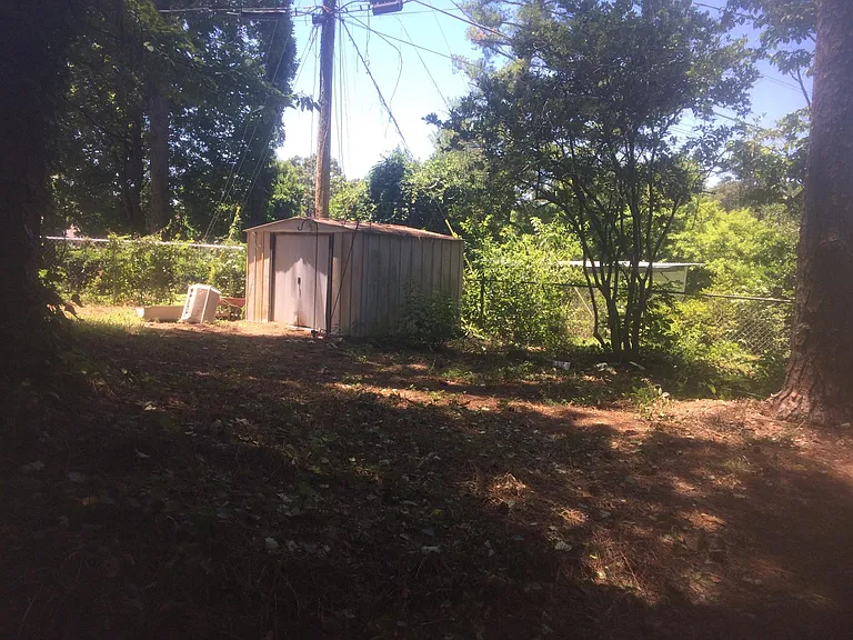 1806 Cheltenham Ln — Photo 17