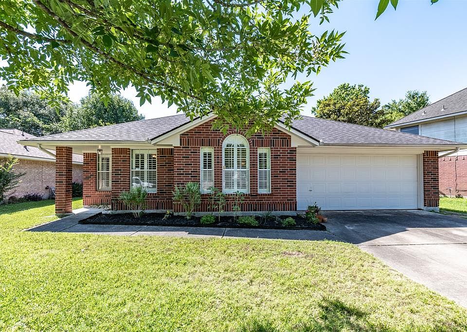 1st image of 4210 Hermitage Hollow Ln