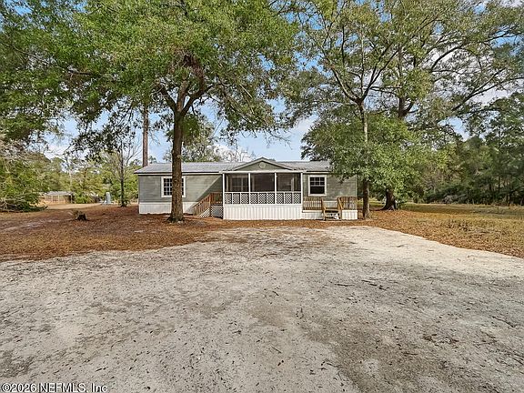 4th image of 549 SW QUAIL RIDGE Court