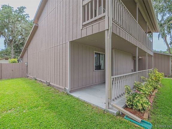 3rd image of 2012 Lime Tree Dr
