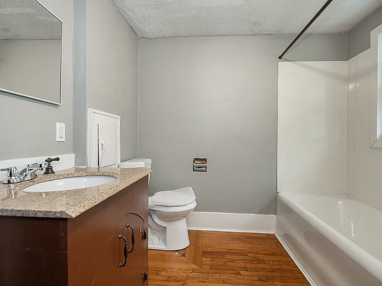 888 Harrison Ave — Photo 13